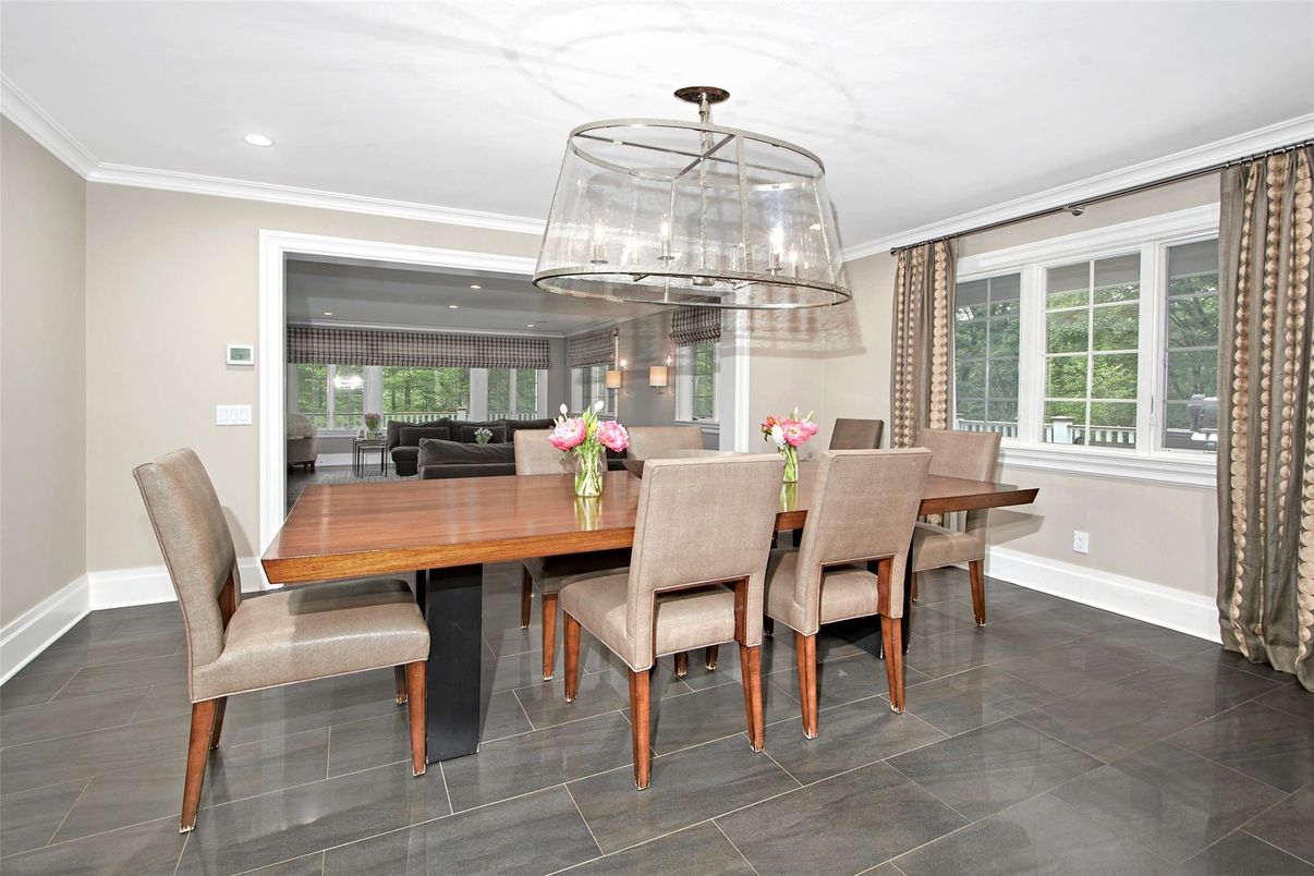 Dining room, Interior, Recessed Lighting
