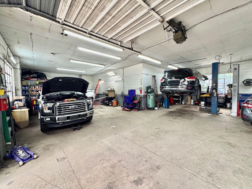 Garage, Interior, Recessed Lighting