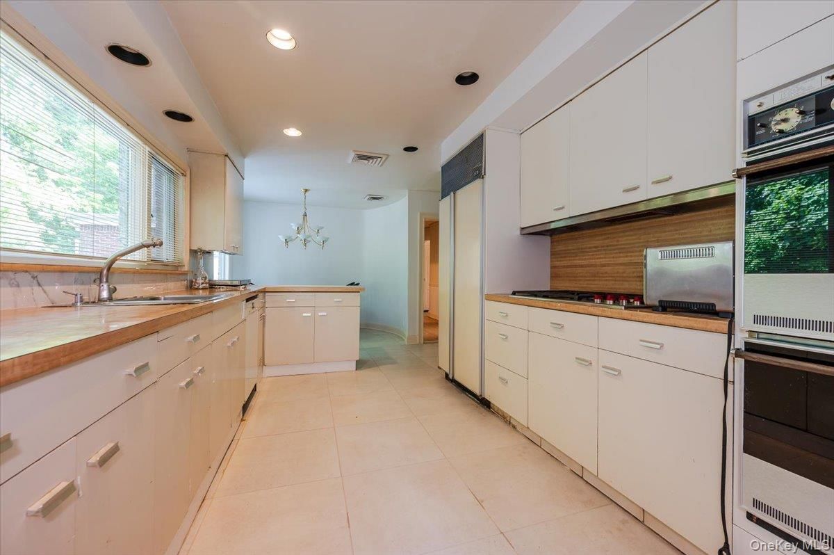 Interior, Kitchen, Recessed Lighting