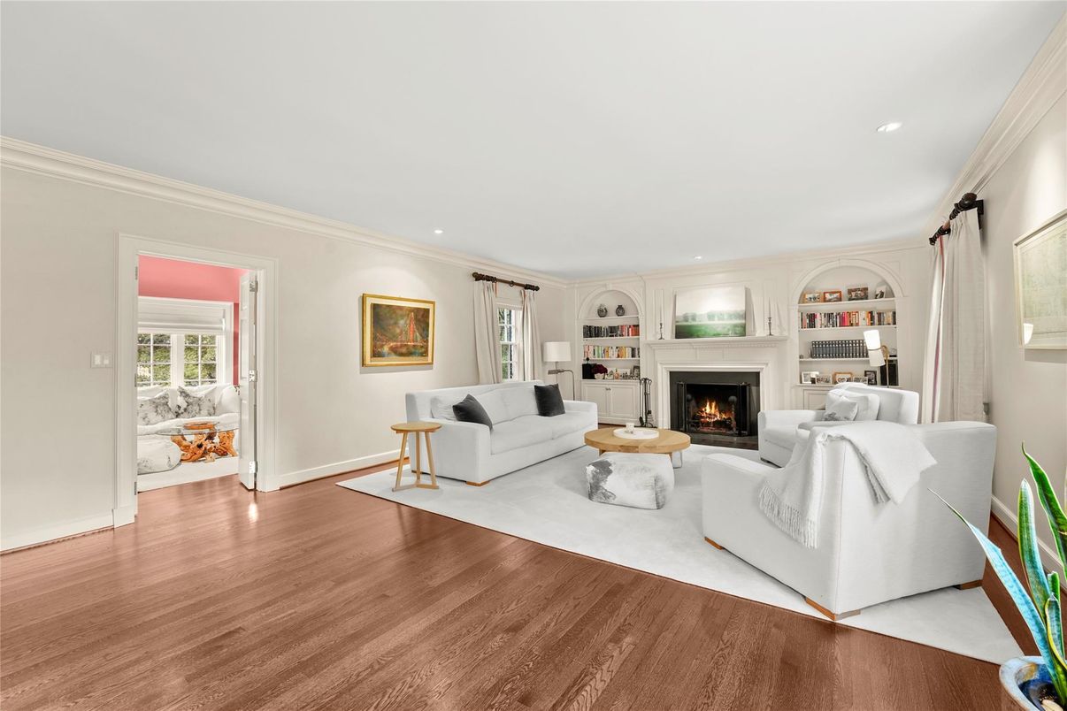 Fireplace, Interior, Living room, Recessed Lighting, Wood Texture Flooring