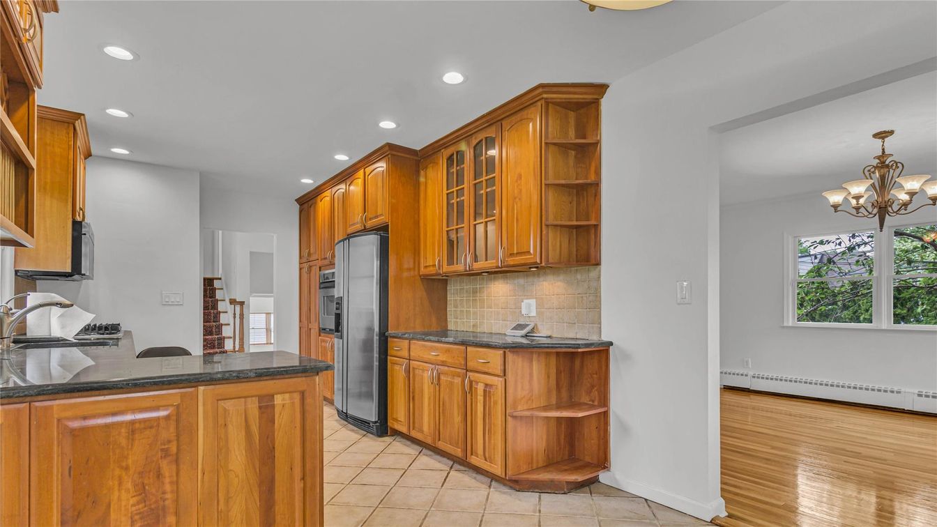 Chandelier, Interior, Kitchen, Recessed Lighting, Wood Texture Flooring