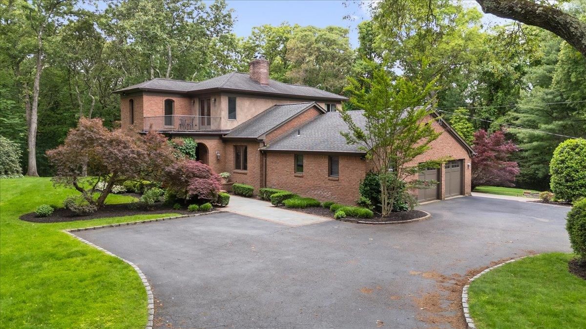 Attached, Detached Garage, Exterior, Facade, Brick Facade, French Provincial