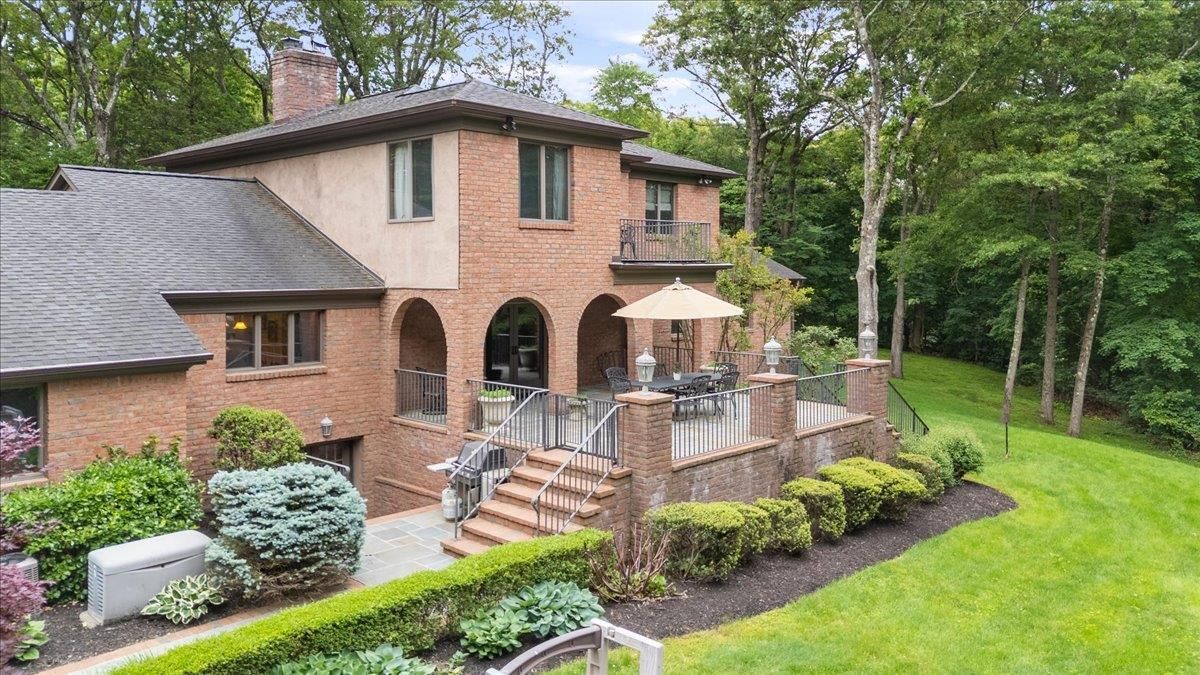 Backyard, Exterior, Facade, Brick Facade, French Provincial
