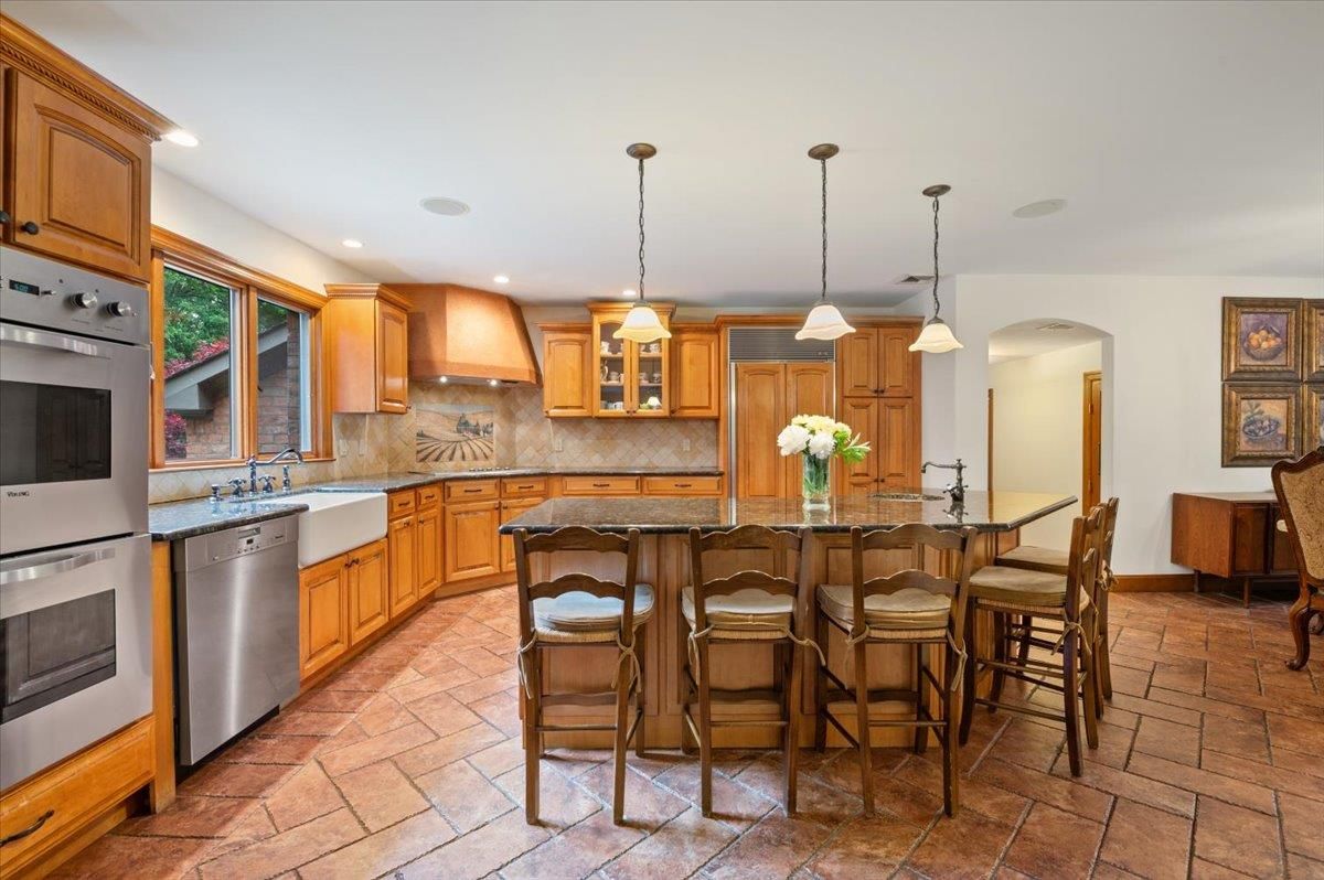 Interior, Kitchen, Pendant Lights, Recessed Lighting, Stainless Steel Appliances