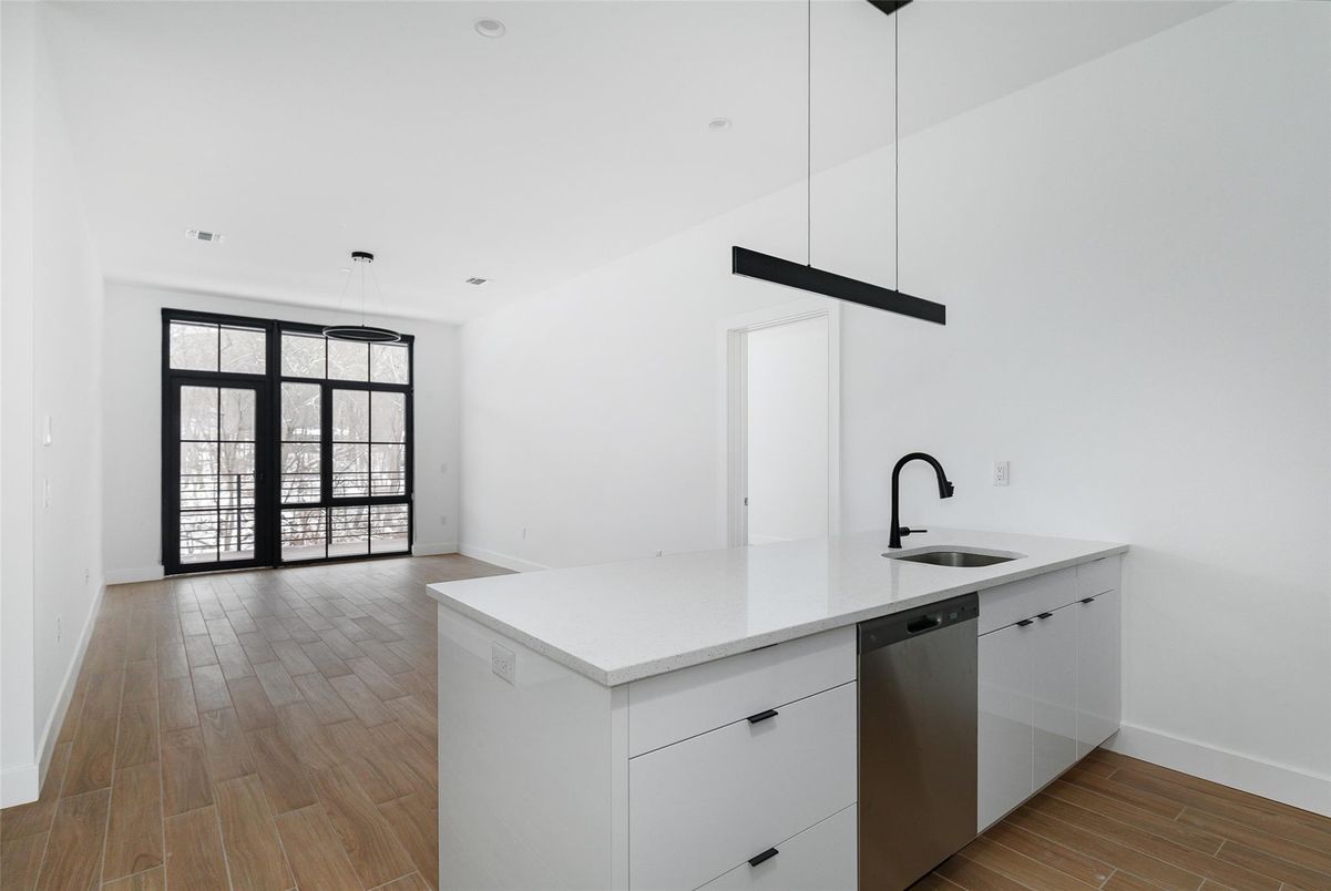 Interior, Kitchen, Pendant Lights, Recessed Lighting, Wood Texture Flooring