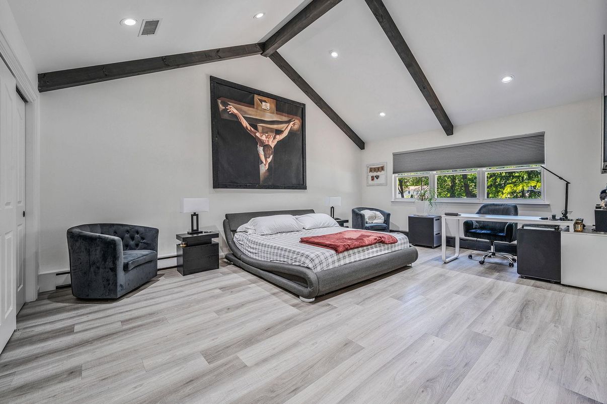 Bedroom, Home Office, Interior, Recessed Lighting, Wooden Beams, Wood Texture Flooring