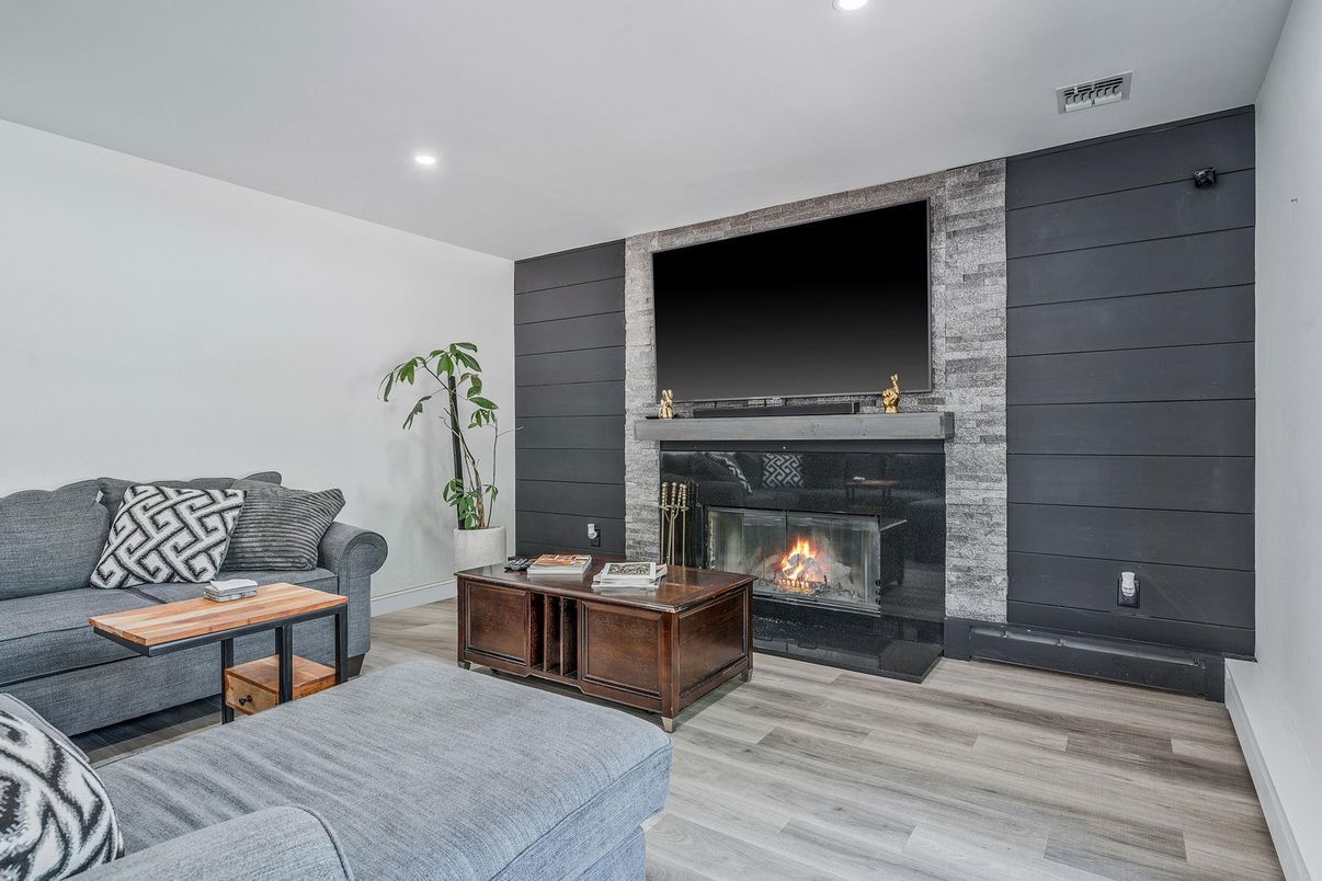Fireplace, Interior, Living room, Recessed Lighting, Wood Texture Flooring