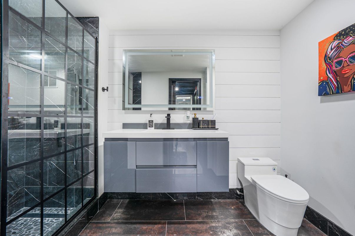 Bathroom, Interior