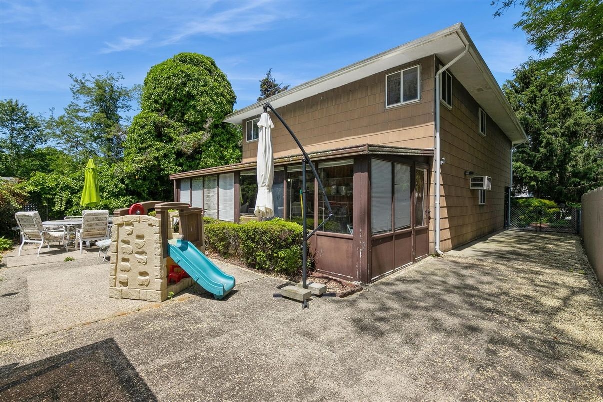 Backyard, Exterior, Playground