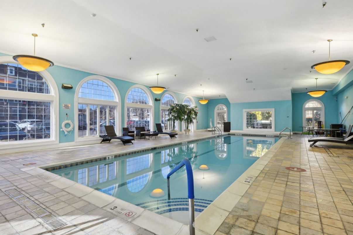 Interior, Pendant Lights, Pool, Recessed Lighting