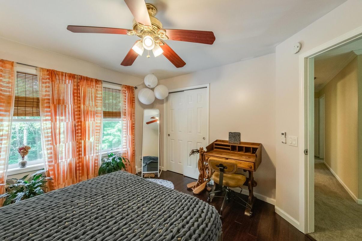 Bedroom, Home Office, Interior, Wood Texture Flooring