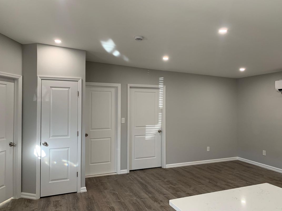 Empty room, Interior, Recessed Lighting, Wood Texture Flooring