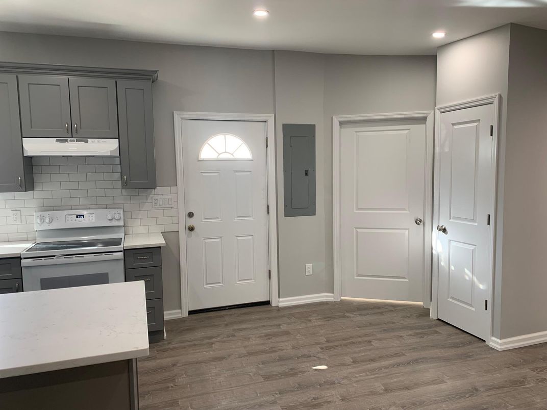 Interior, Kitchen, Recessed Lighting, Wood Texture Flooring
