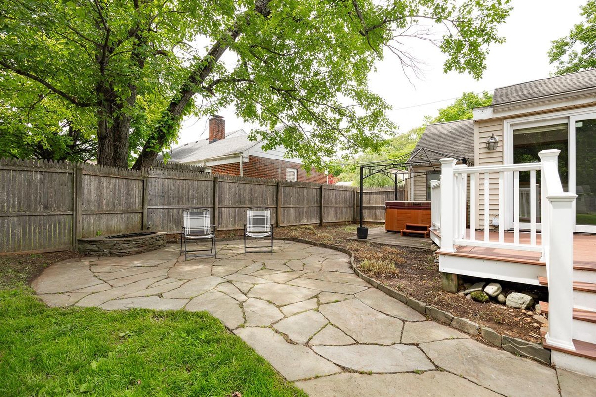 Backyard, Exterior, Hot Tub