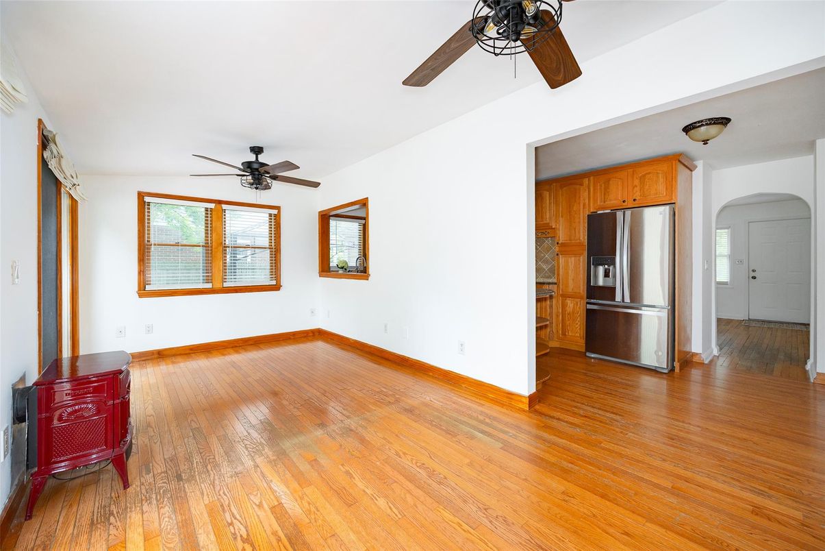 Empty room, Interior, Kitchen, Stainless Steel Appliances, Wood Texture Flooring