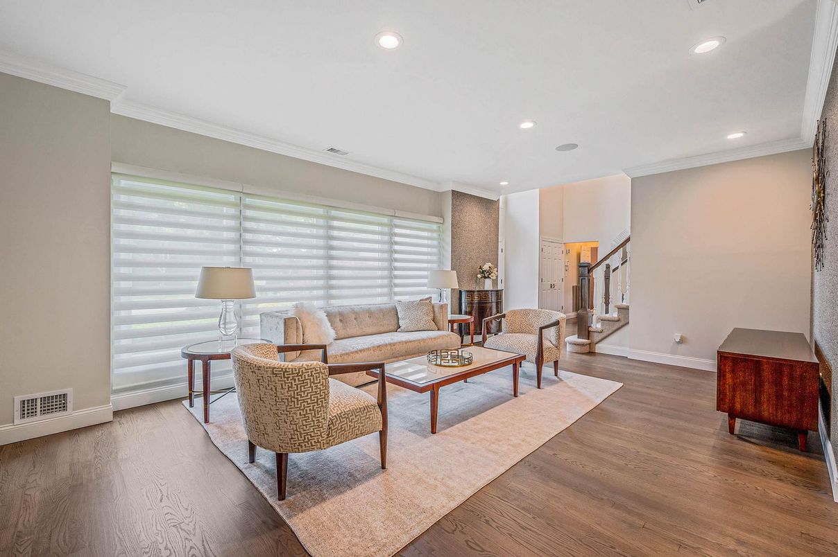 Interior, Living room, Recessed Lighting, Wood Texture Flooring