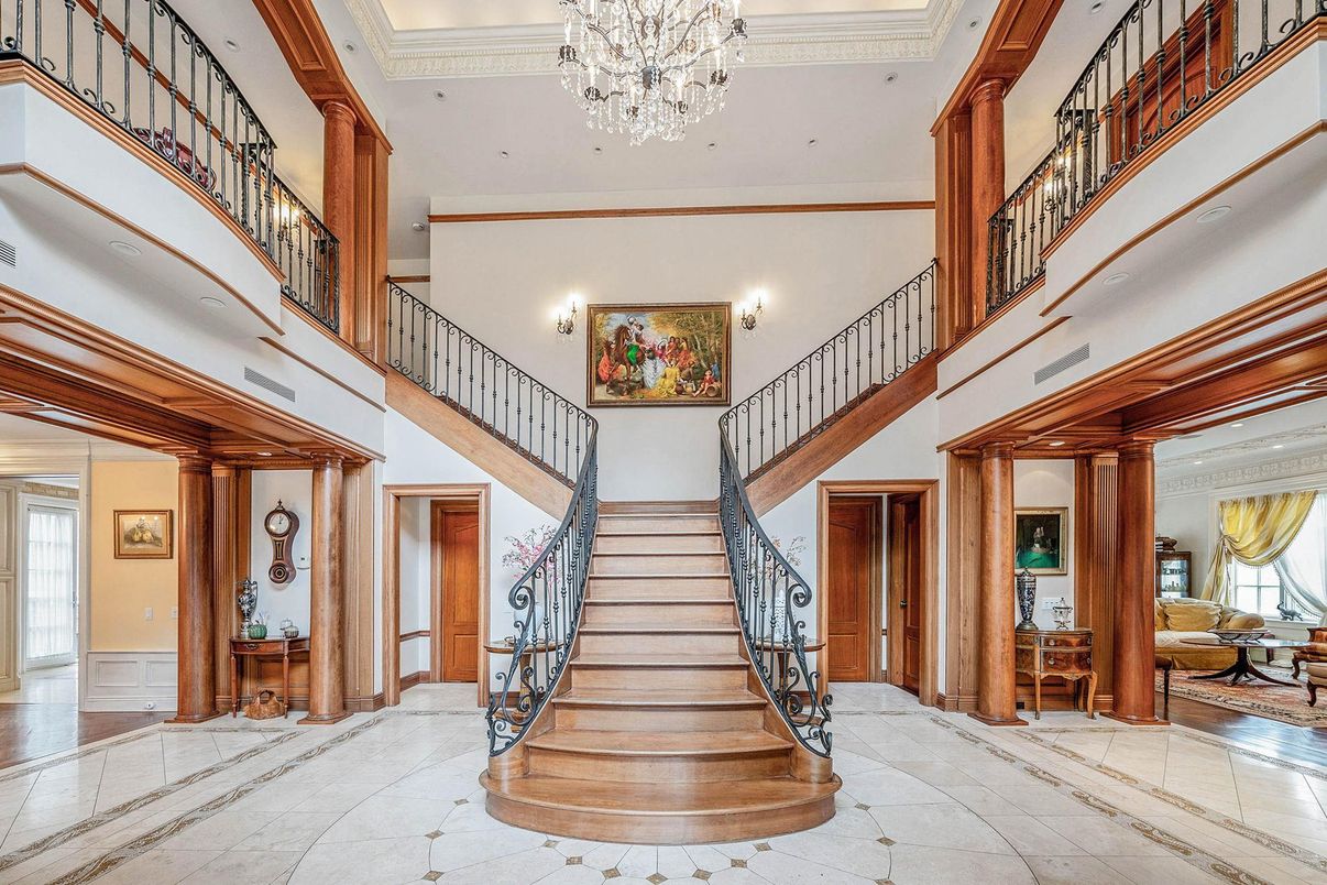 Chandelier, Interior, Recessed Lighting