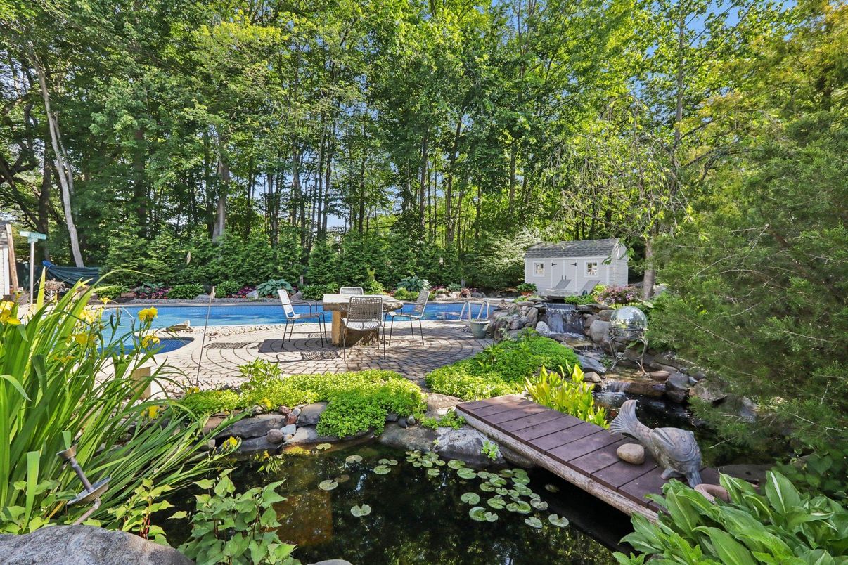 Backyard, Exterior, Pool