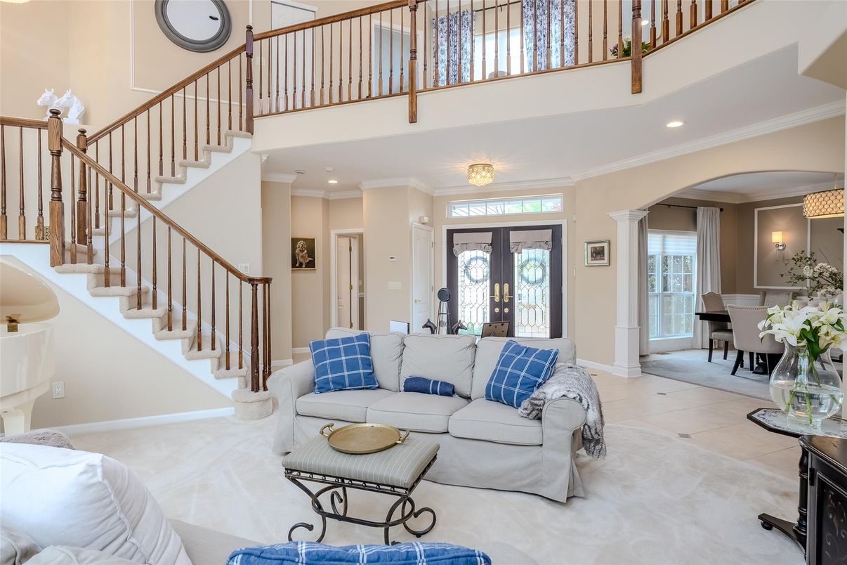 Dining room, Interior, Living room, Recessed Lighting