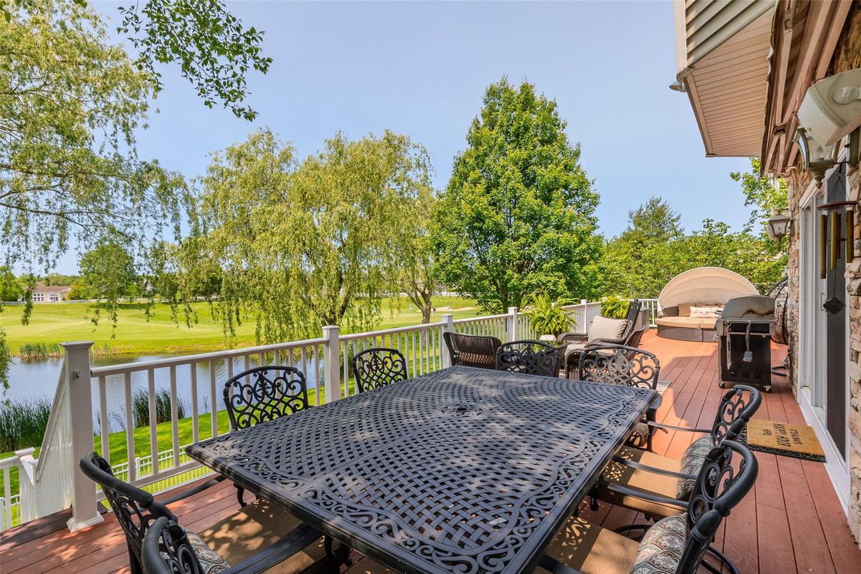 Backyard, Exterior, Water