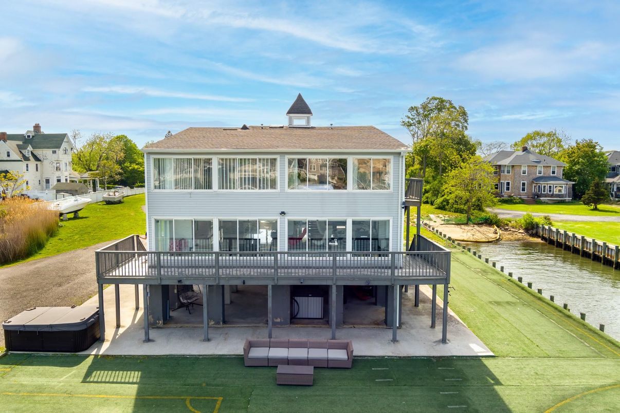 Backyard, Exterior, Water