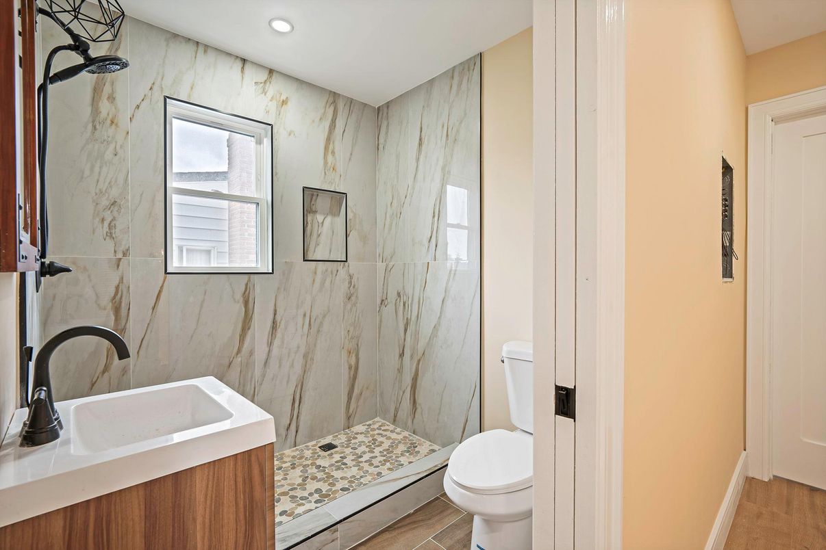 Bathroom, Interior, Marble Walls, Recessed Lighting, Wood Texture Flooring