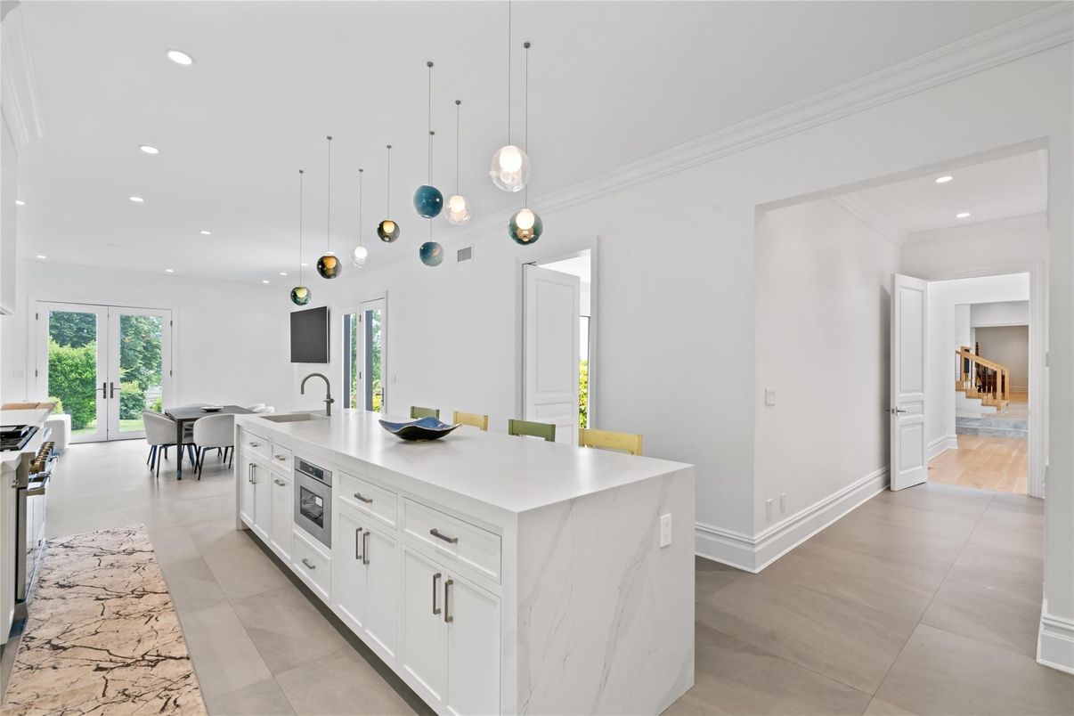 Dining room, Interior, Kitchen, Pendant Lights, Recessed Lighting