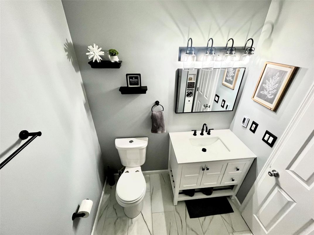 Bathroom, Interior