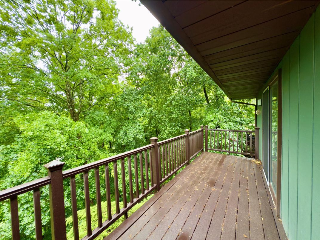 Exterior, Wood Texture Flooring