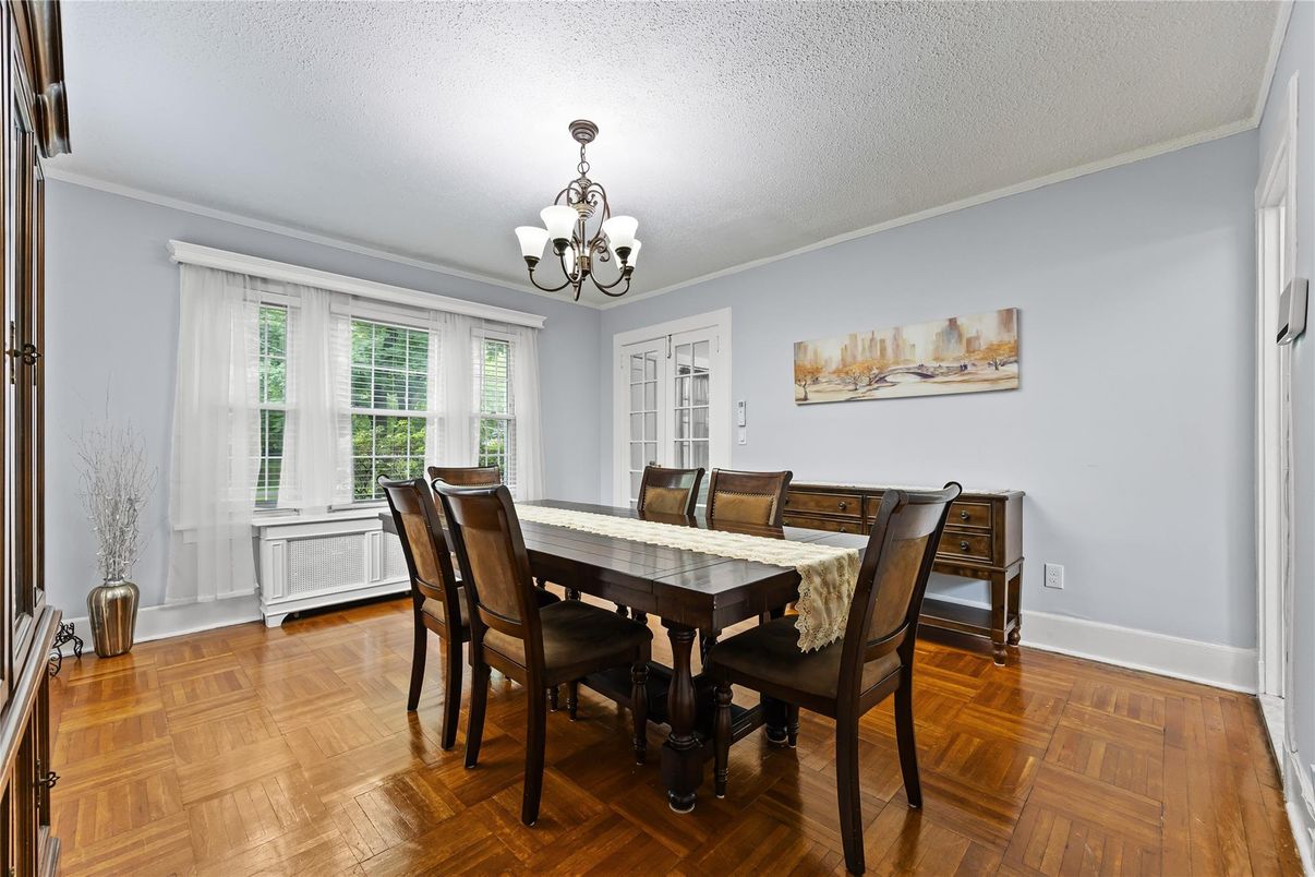Chandelier, Dining room, Interior, Wood Texture Flooring