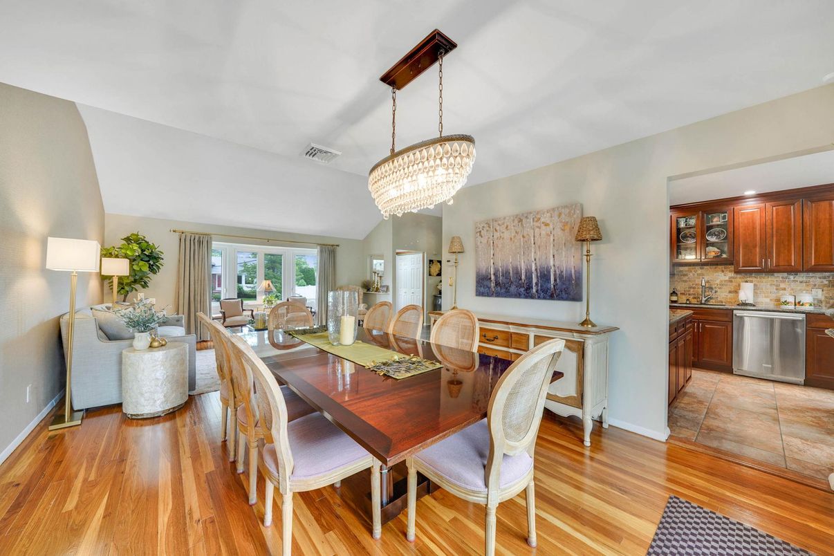 Chandelier, Dining room, Interior, Kitchen, Living room, Wood Texture Flooring