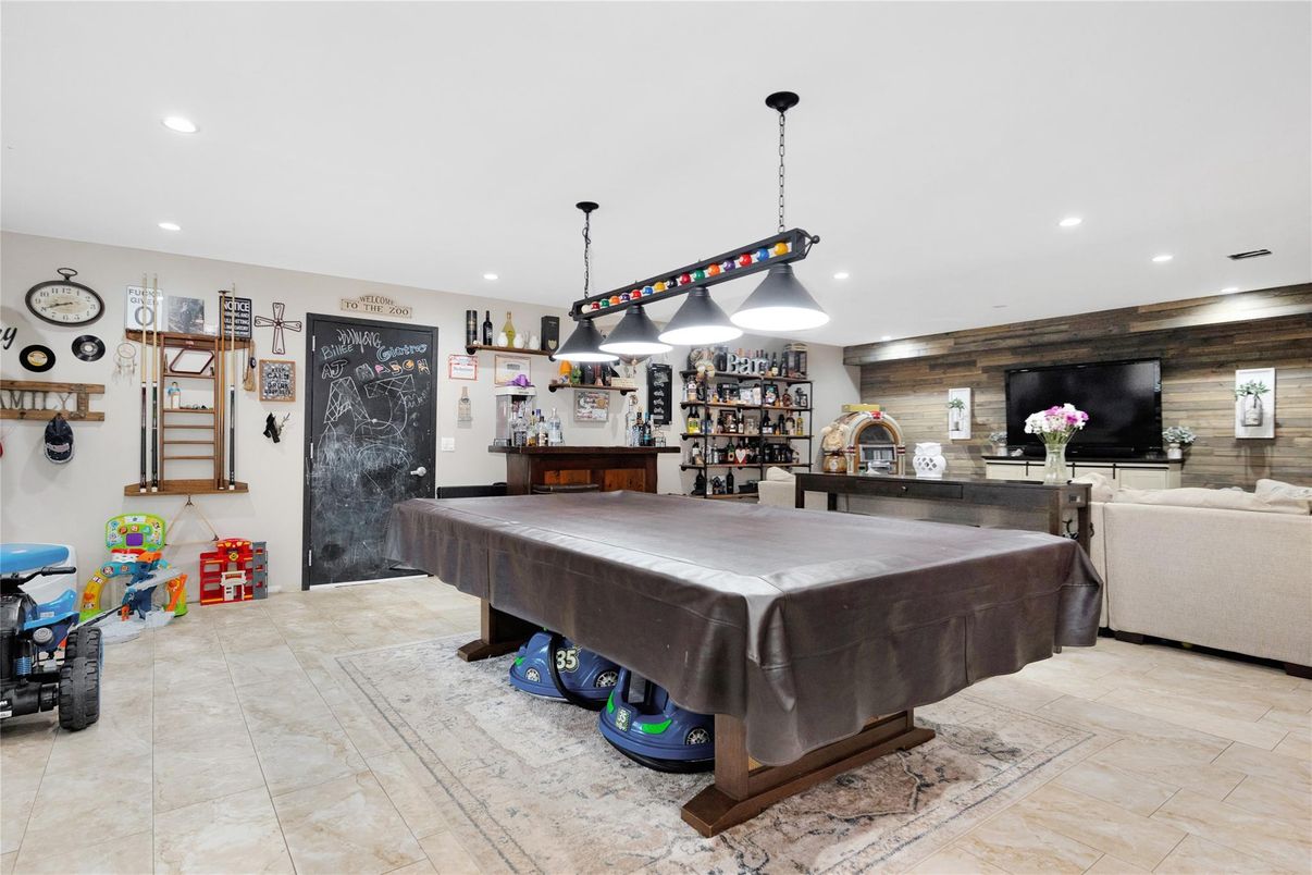 Billiard Table, Game Room, Interior, Pendant Lights, Recessed Lighting, Wooden Walls