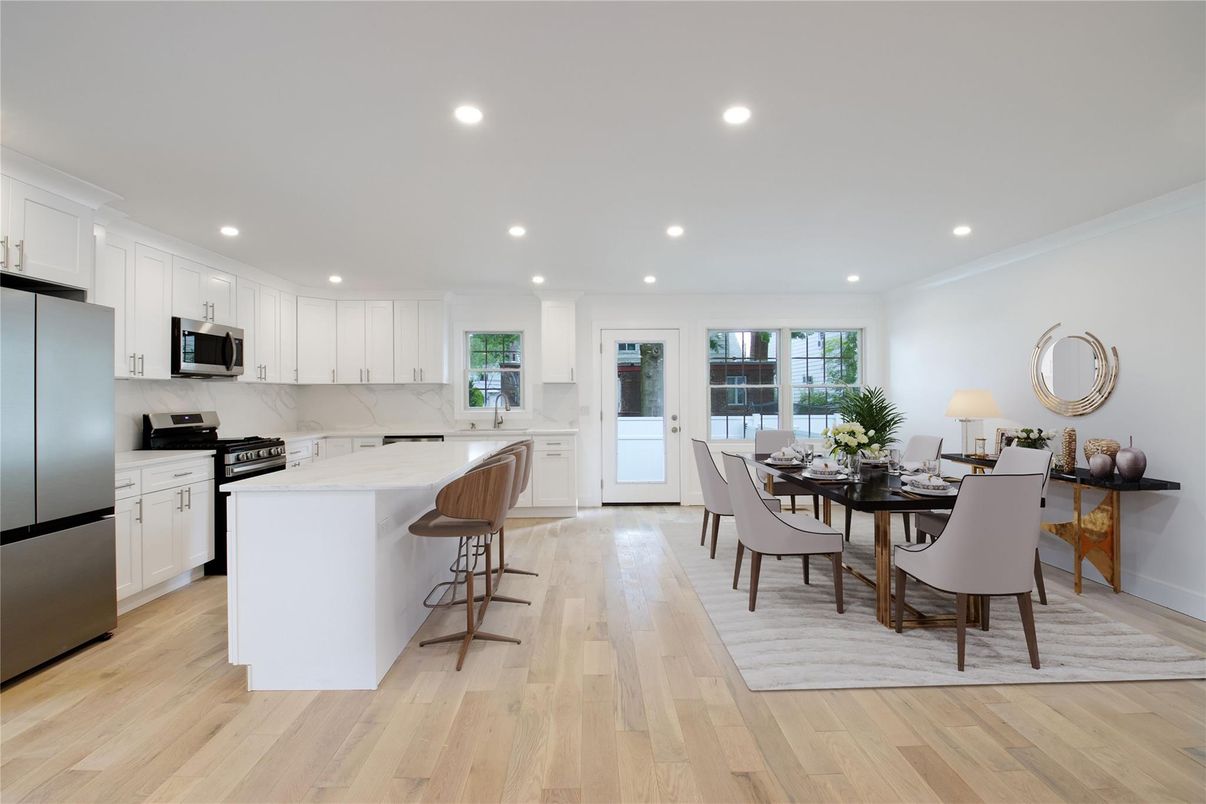 Dining room, Interior, Kitchen, Recessed Lighting, Stainless Steel Appliances, Wood Texture Flooring