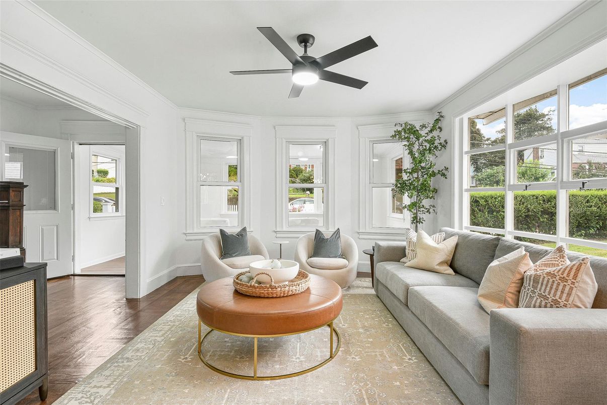 Interior, Living room, Sun Room, Wood Texture Flooring