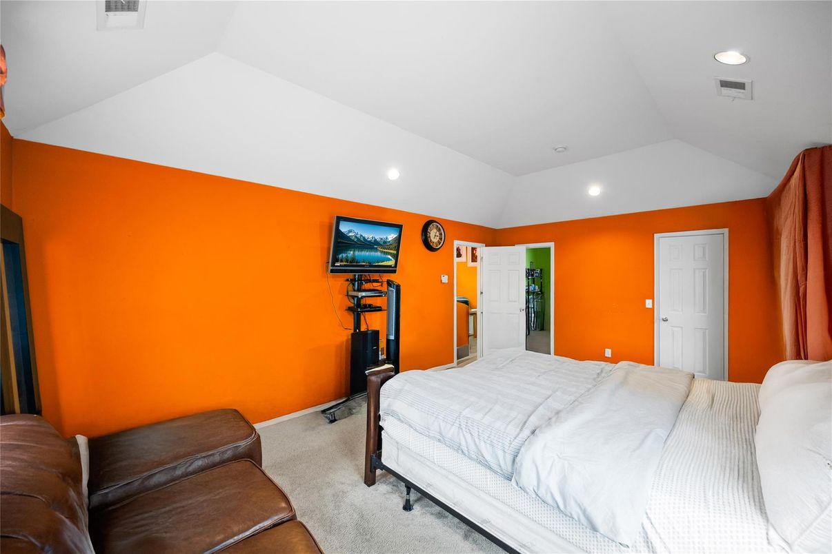 Bedroom, Interior, Recessed Lighting