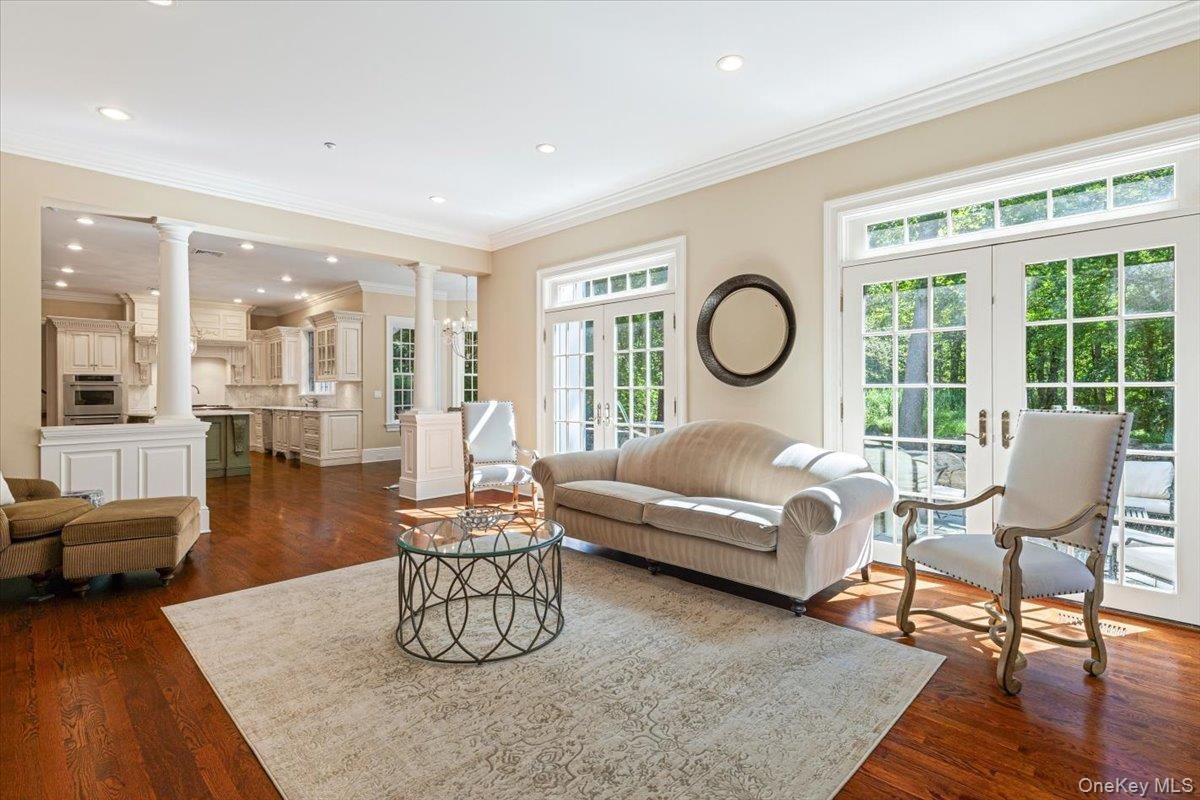 Interior, Kitchen, Living room, Recessed Lighting, Wood Texture Flooring