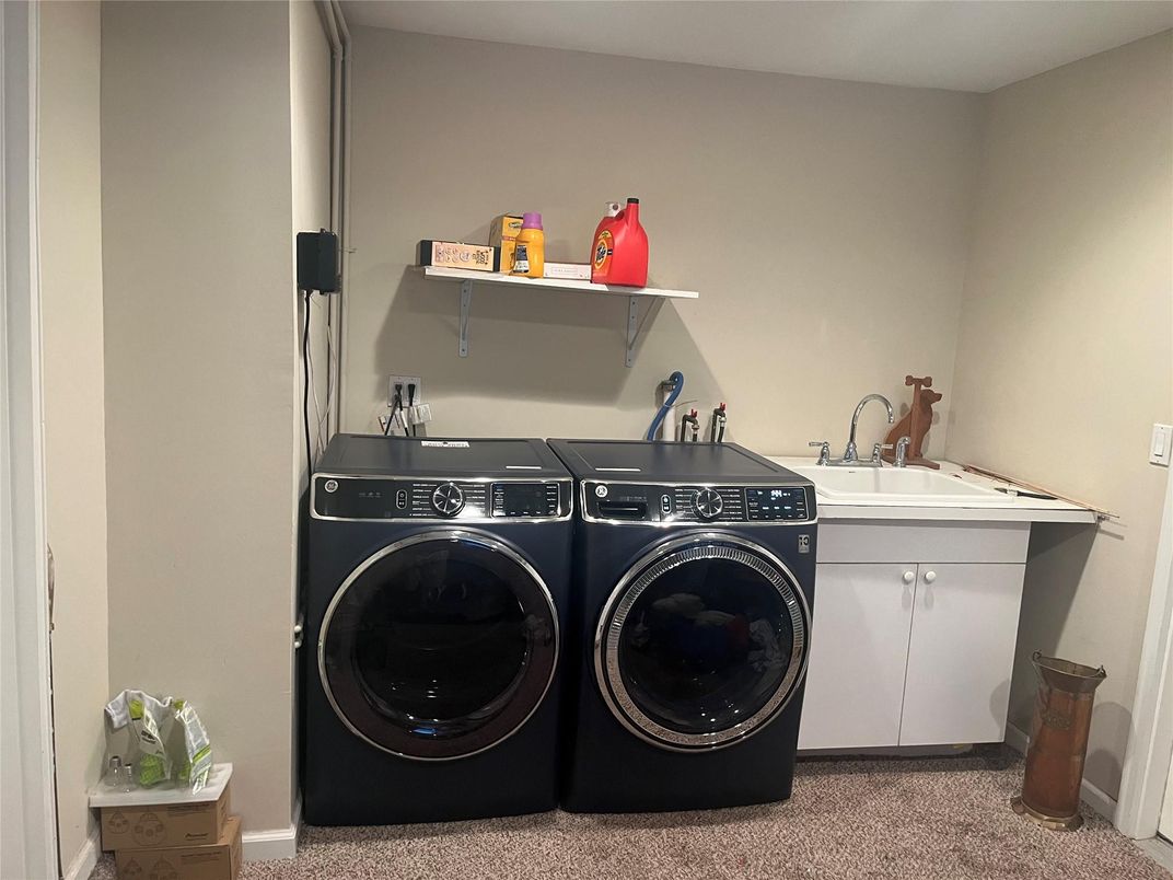 Interior, Washer