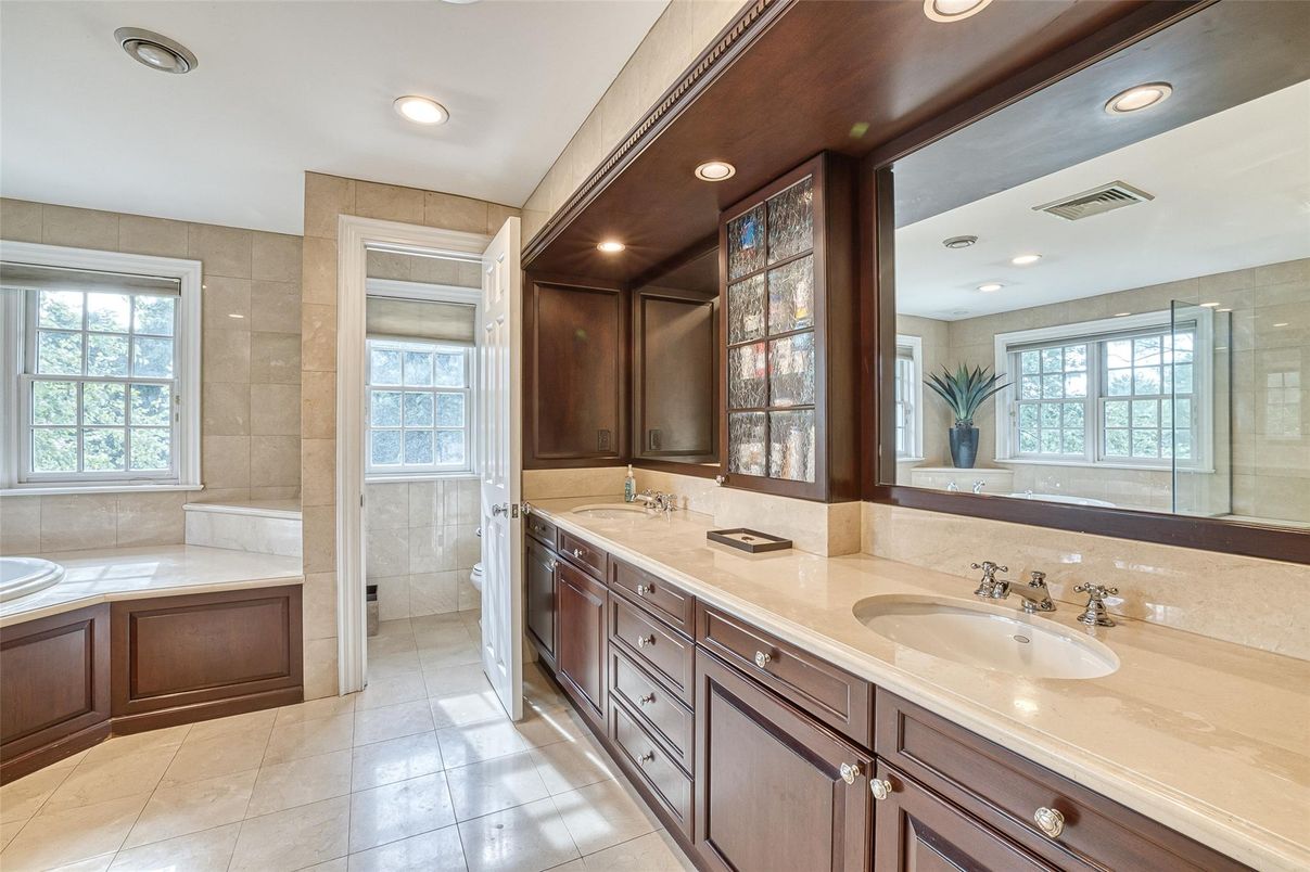 Bathroom, Dual Sink Vanities, Glass Shower, Interior, Recessed Lighting