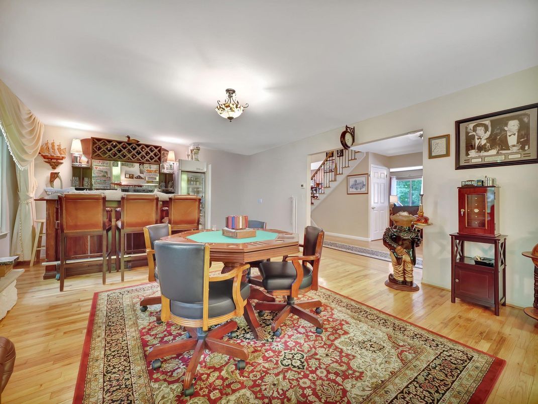 Game Room, Interior, Wood Texture Flooring