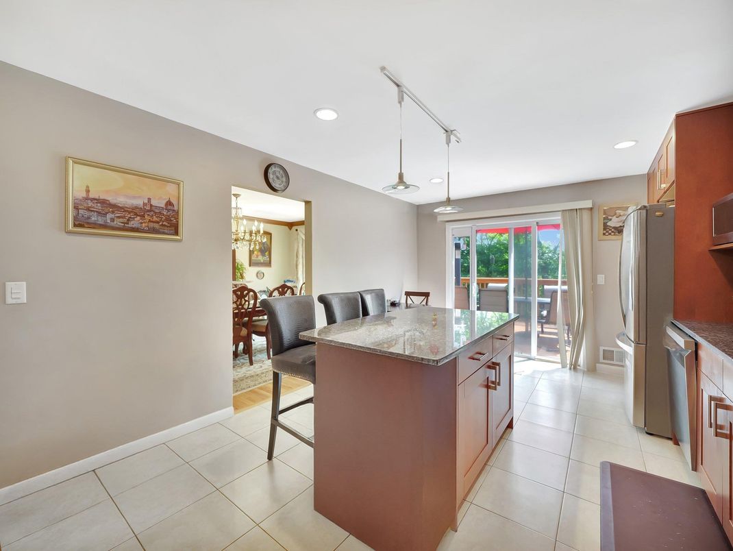 Dining room, Interior, Kitchen, Pendant Lights, Recessed Lighting