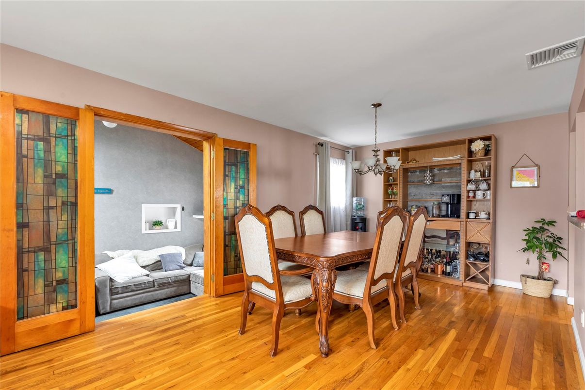 Chandelier, Dining room, Interior, Wood Texture Flooring
