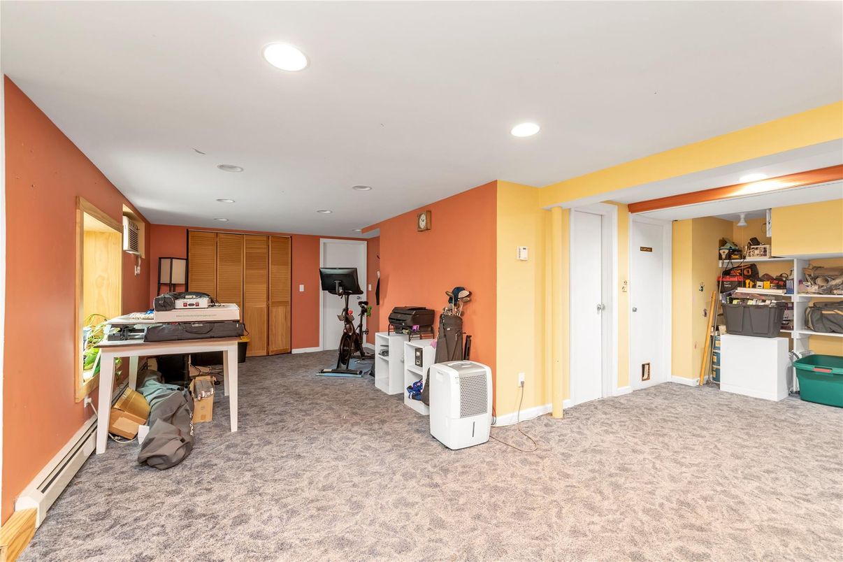 Fitness Equipment, Interior, Recessed Lighting
