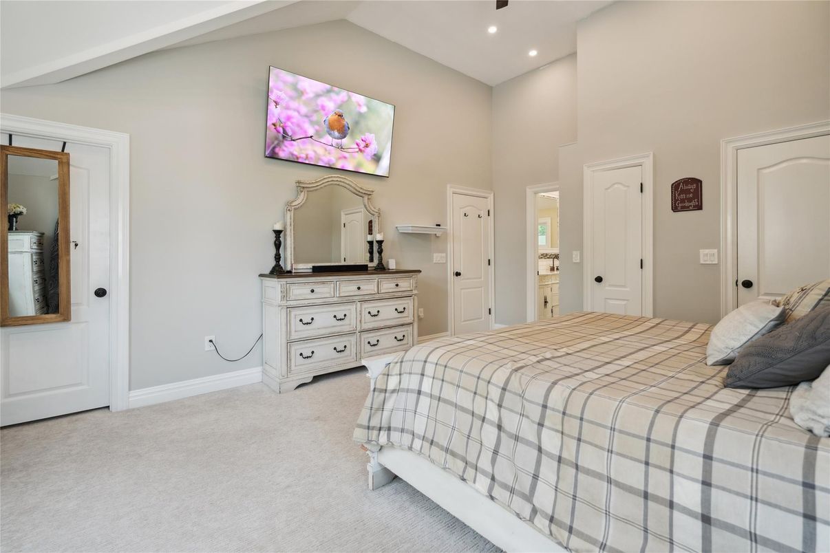 Bedroom, Interior, Recessed Lighting
