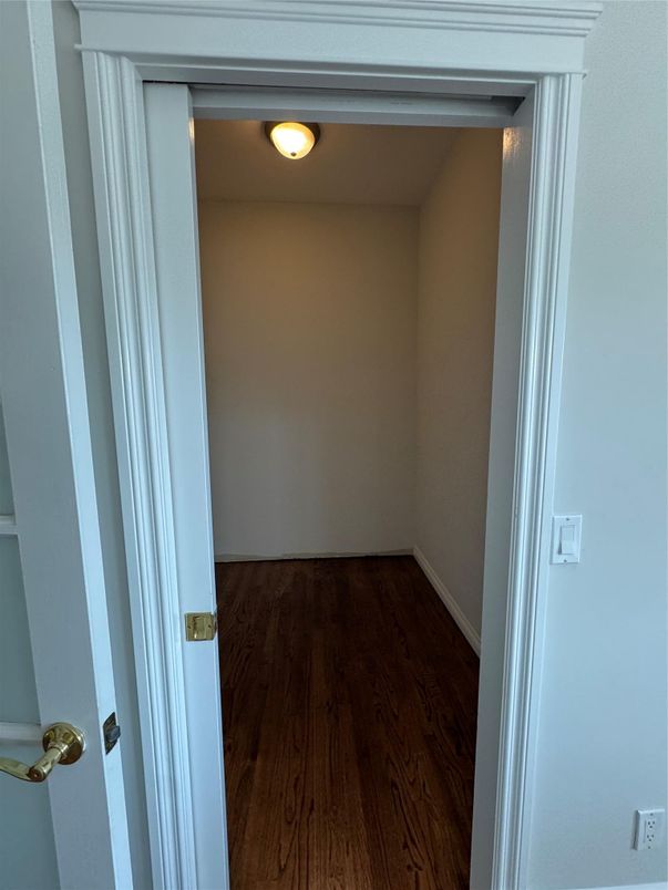 DE Listing image placeholder