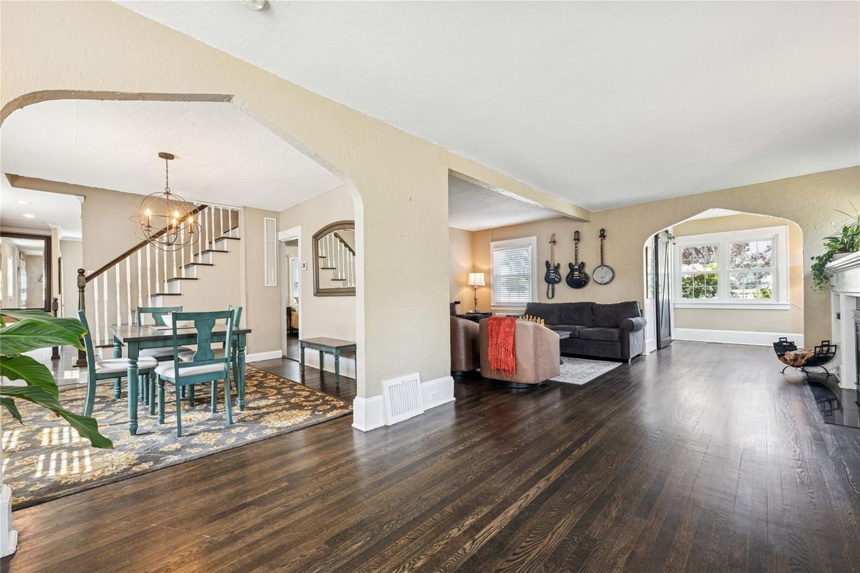Dining room, Fireplace, Interior, Living room, Pendant Lights, Wood Texture Flooring