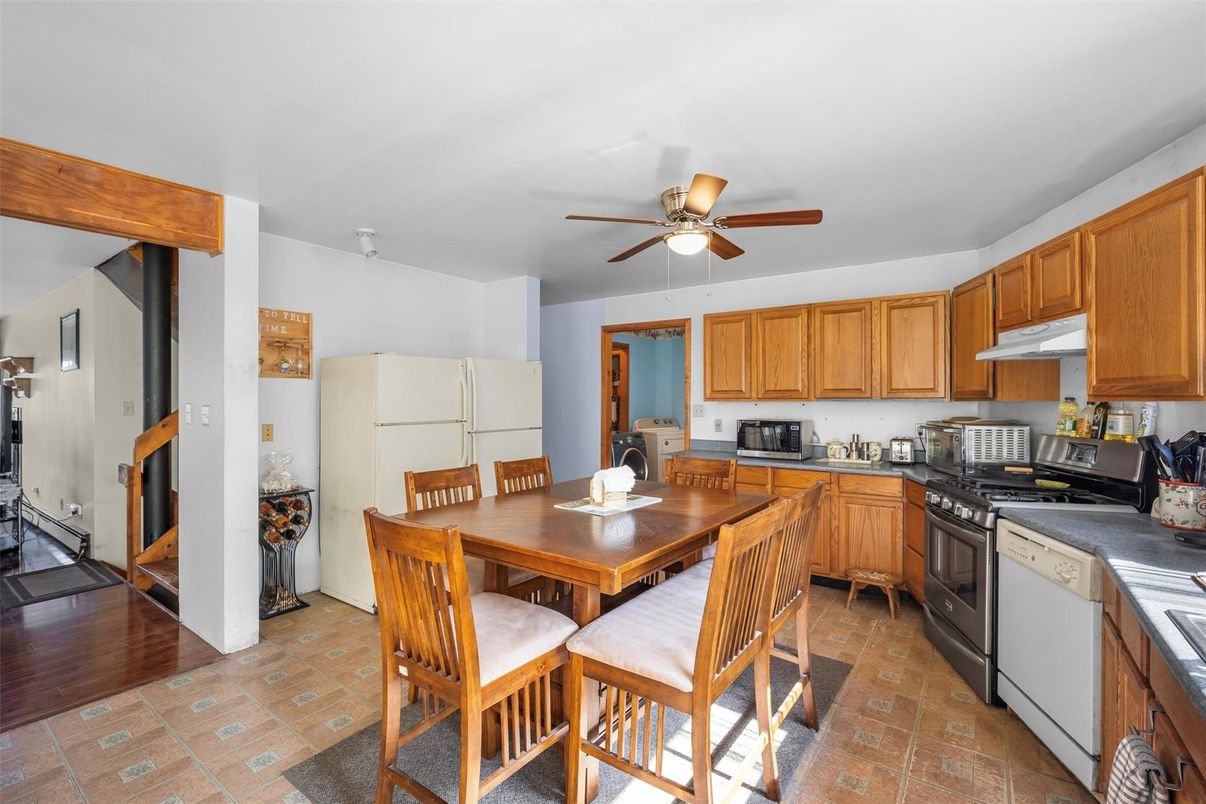 Dining room, Interior, Kitchen