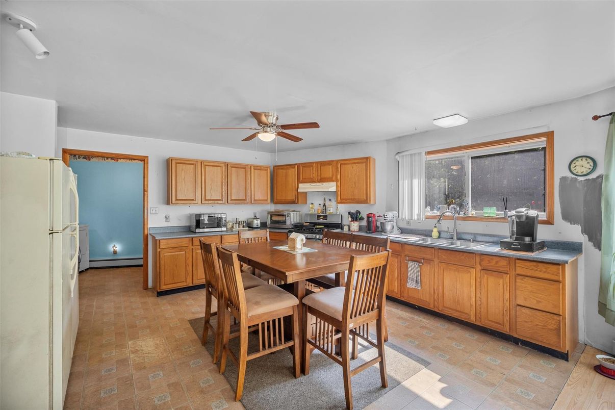Dining room, Interior, Kitchen