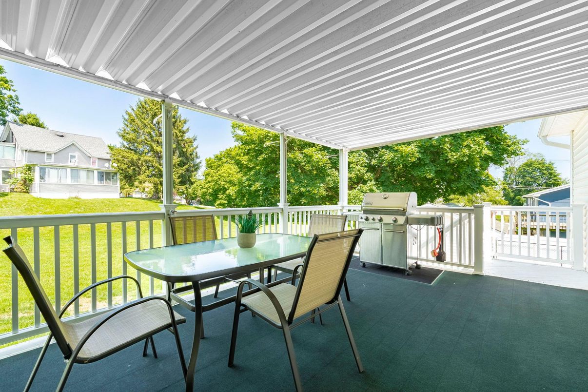 Exterior, Interior, Sun Room