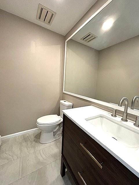 Bathroom, Interior, Marble, Recessed Lighting