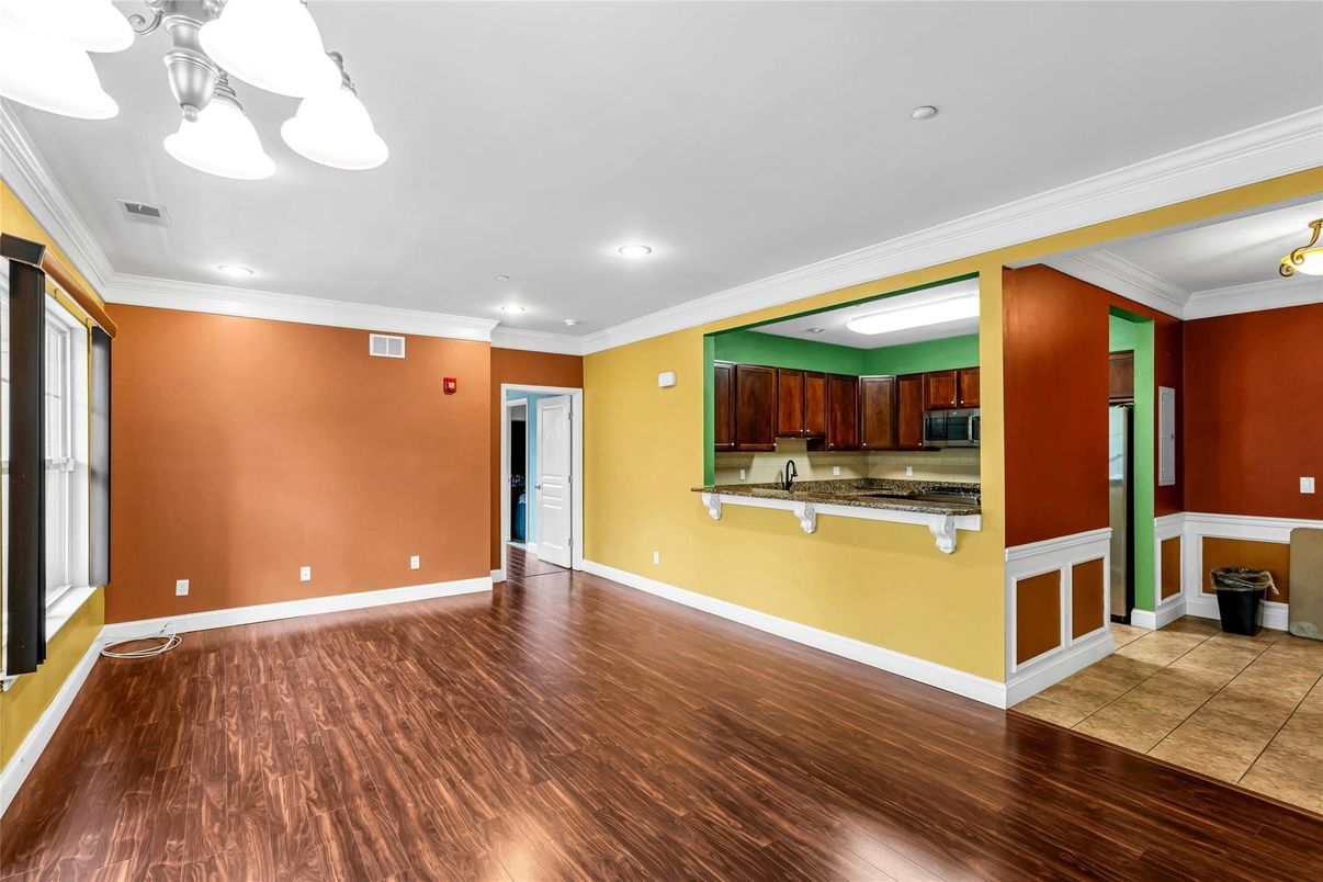 Empty room, Interior, Kitchen, Recessed Lighting, Wood Texture Flooring